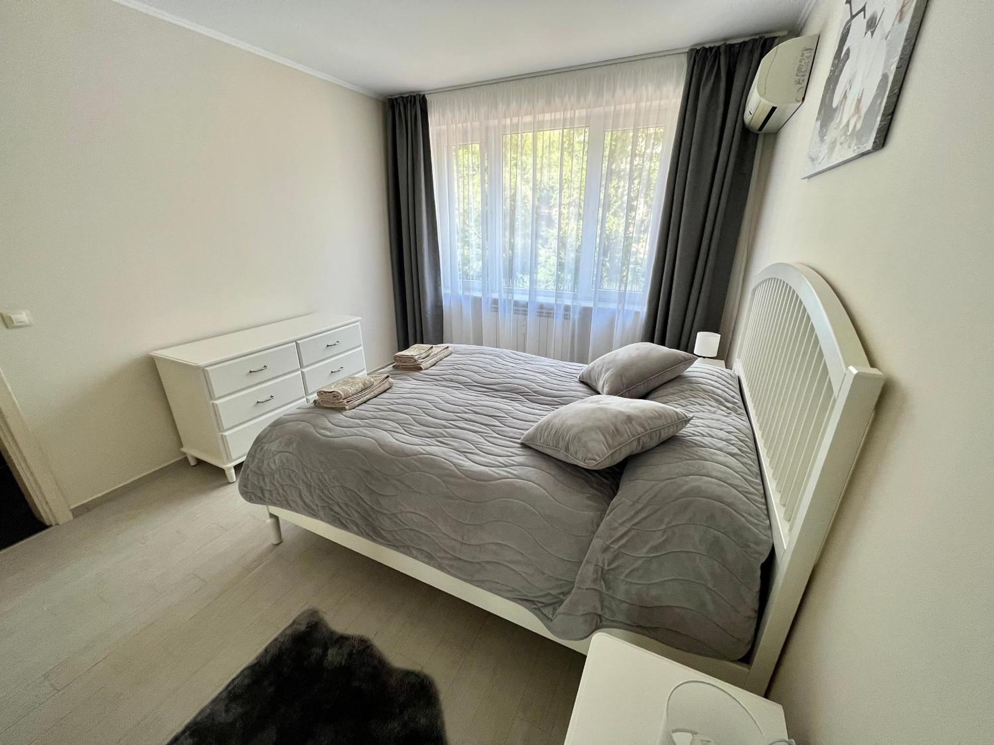 Excellent Location ! General Gurko Apartment Szófia Kültér fotó